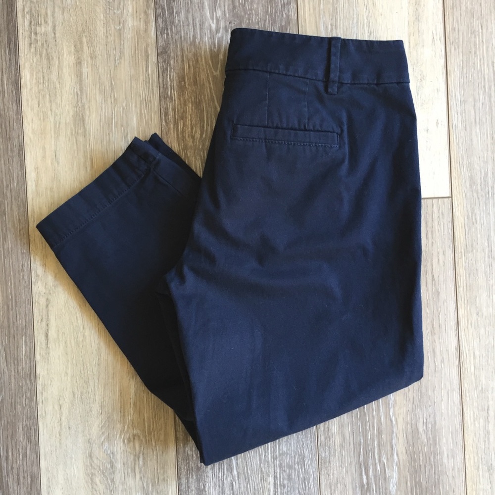 Closet closing, make offer! LOFT Cropped Navy Chinos 0P